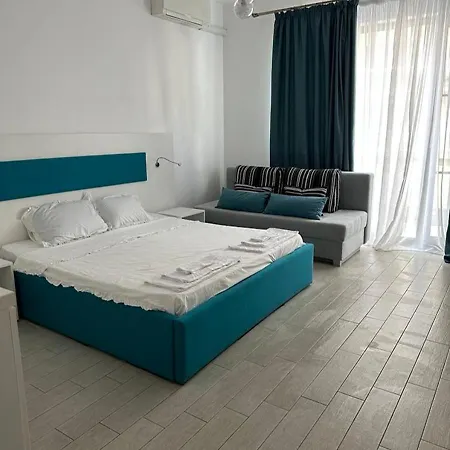 アパート De Silva *